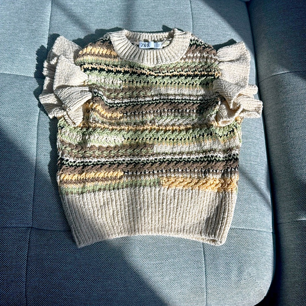 Zara Knit Cropped Sweater